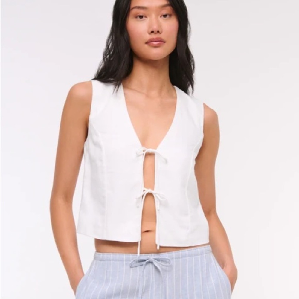 Abercrombie & Fitch White Tie-Front Linen Vest